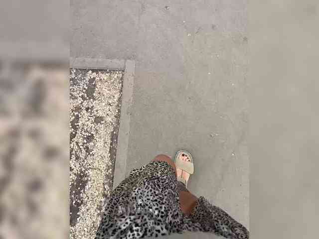 Karolina_Milf webcam