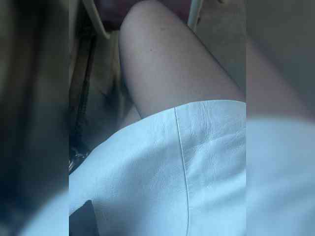 Karolina_Milf webcam