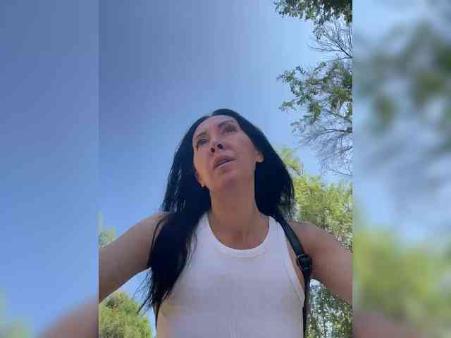 KarolinaMilf Sex Cam Show