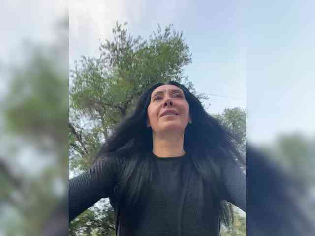KarolinaMilf Sex Cam Show