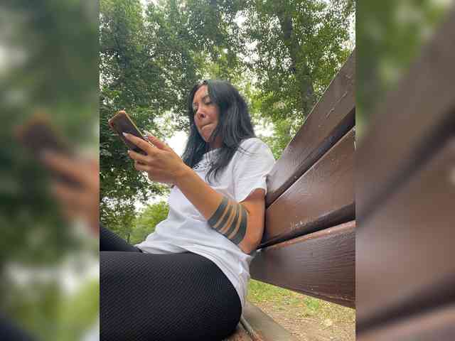KarolinaMilf Sex Cam Show