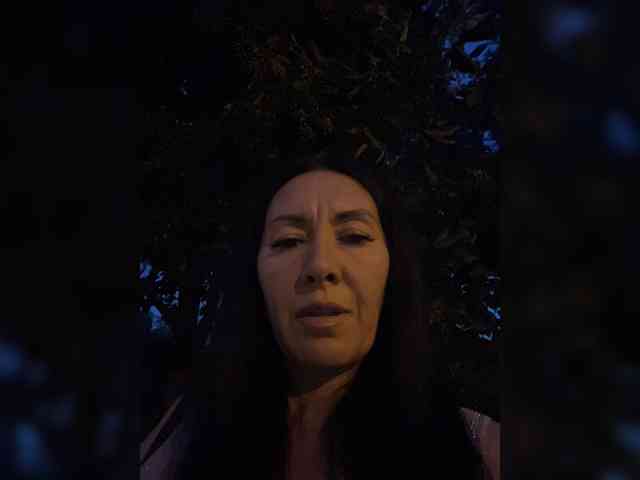 Karolina_Milf webcam