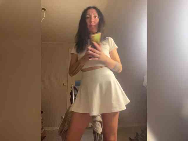 Karolina_Milf webcam