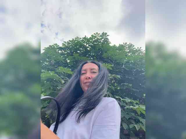 KarolinaMilf Sex Cam Show