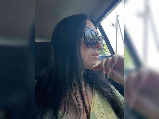 KarolinaMilf Sex Cam Show