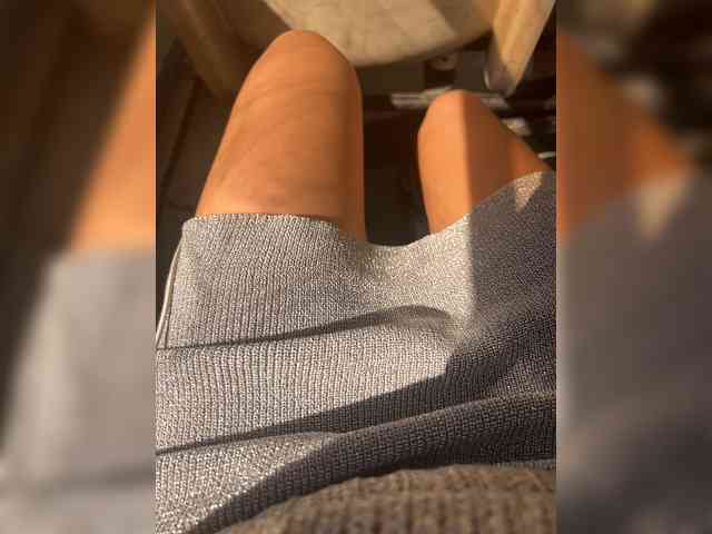 Karolina_Milf webcam