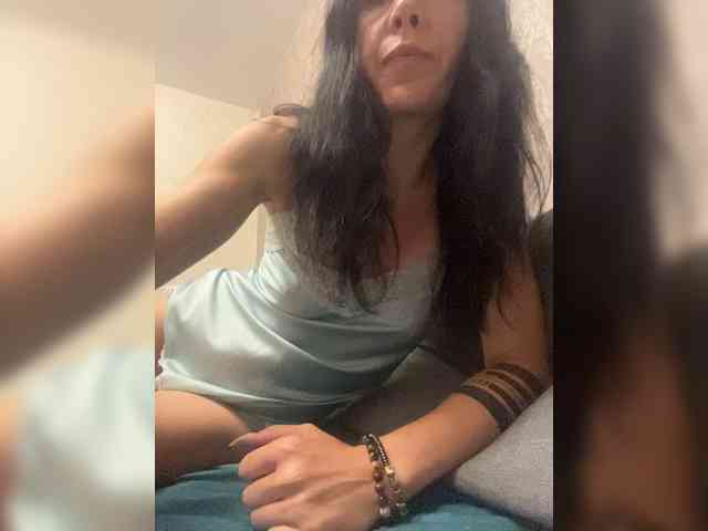 naked live chat KarolinaMilf