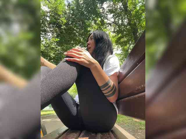 KarolinaMilf Sex Cam Show
