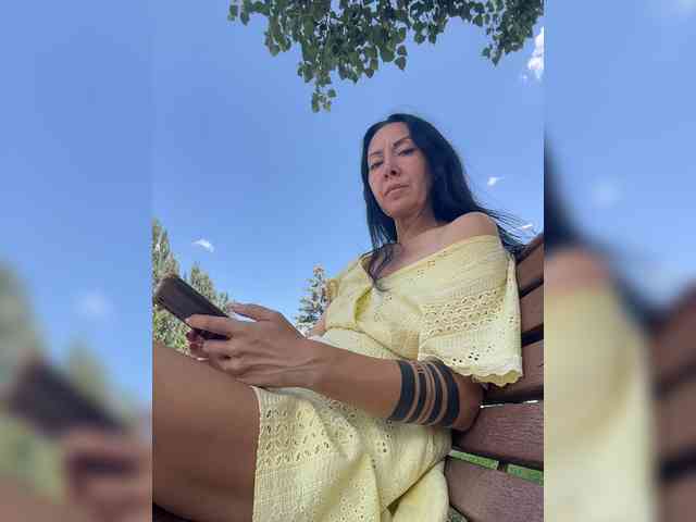 KarolinaMilf Sex Cam Show