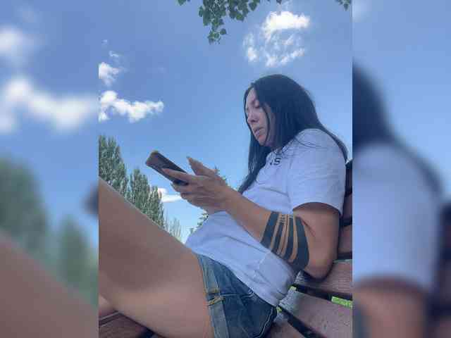 KarolinaMilf Sex Cam Show