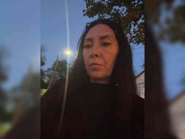 Karolina_Milf webcam