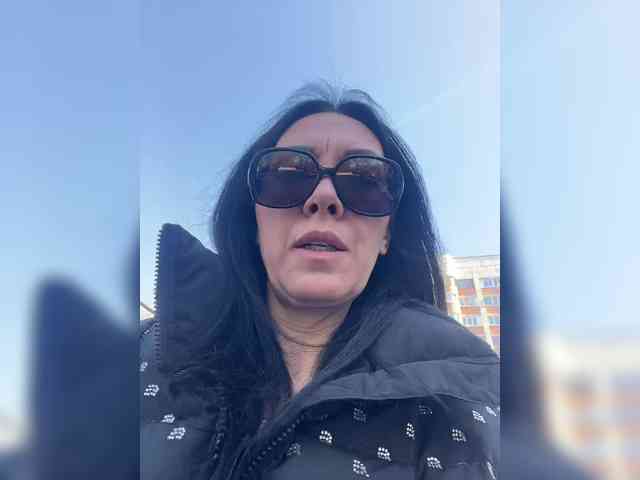 Karolina_Milf webcam