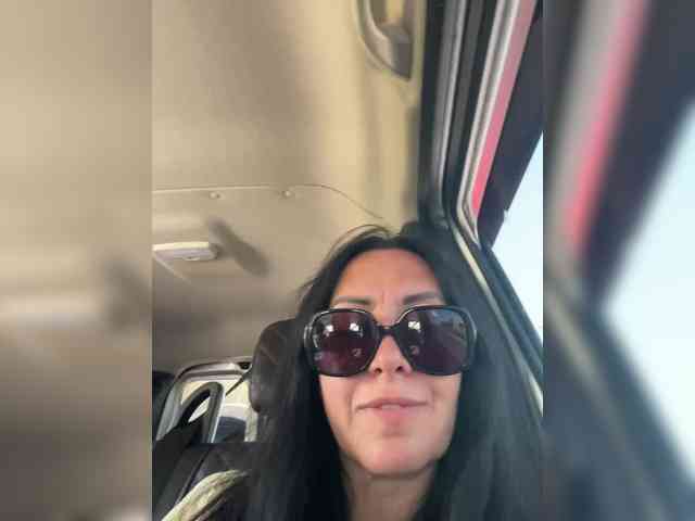 KarolinaMilf Sex Cam Show
