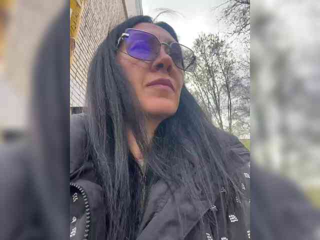 Model: Karolina_Milf