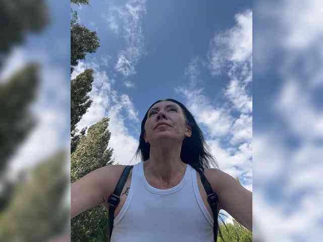 KarolinaMilf Sex Cam Show