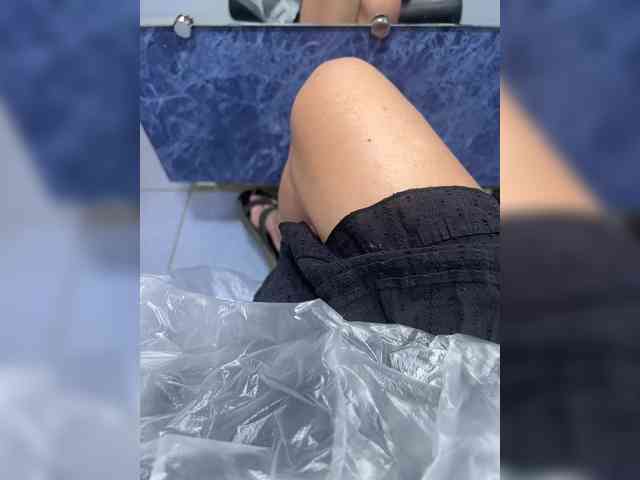 Karolina_Milf webcam