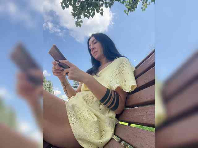 KarolinaMilf Sex Cam Show