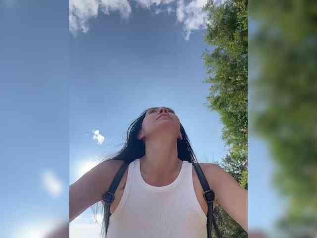 KarolinaMilf Sex Cam Show