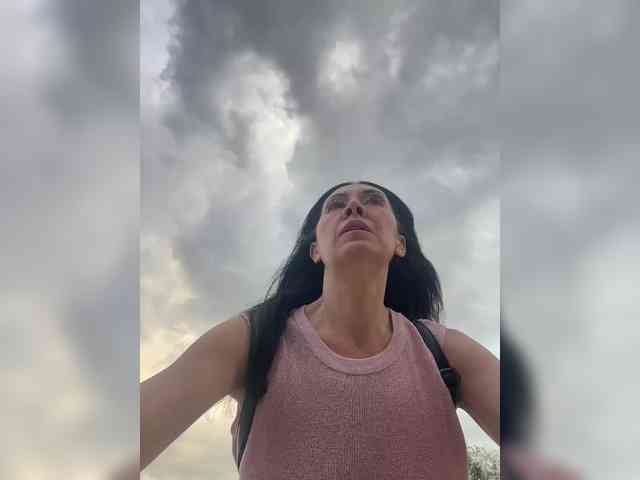 Karolina_Milf webcam