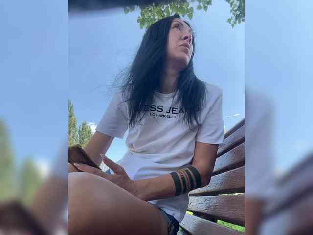 KarolinaMilf Sex Cam Show