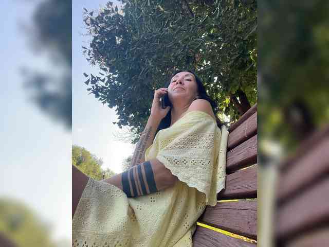 KarolinaMilf Sex Cam Show