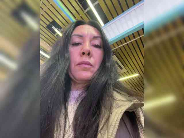 KarolinaMilf KarolinaMilf