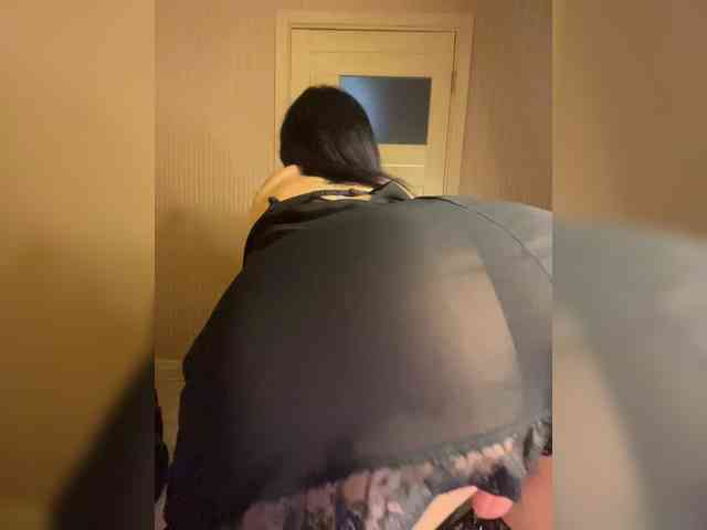 Karolina_Milf webcam