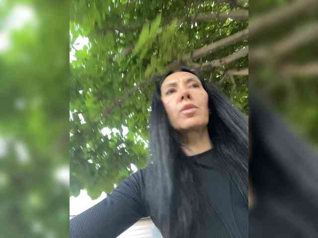 Karolina_Milf webcam