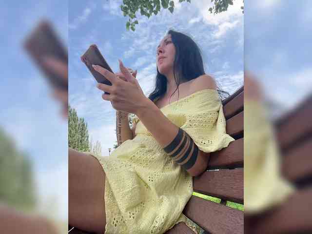 KarolinaMilf Sex Cam Show