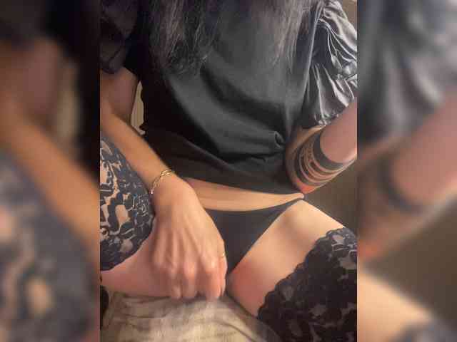 Karolina_Milf webcam