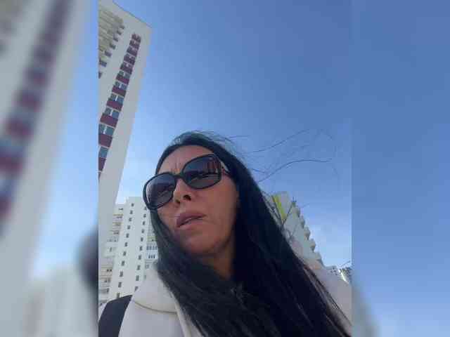 Karolina_Milf webcam