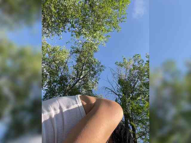 KarolinaMilf Sex Cam Show