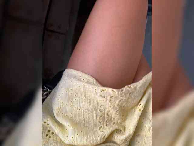 Karolina_Milf webcam
