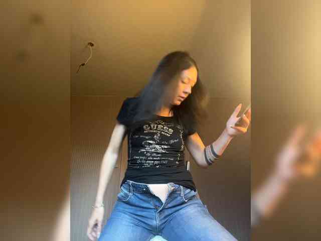 Karolina_Milf webcam