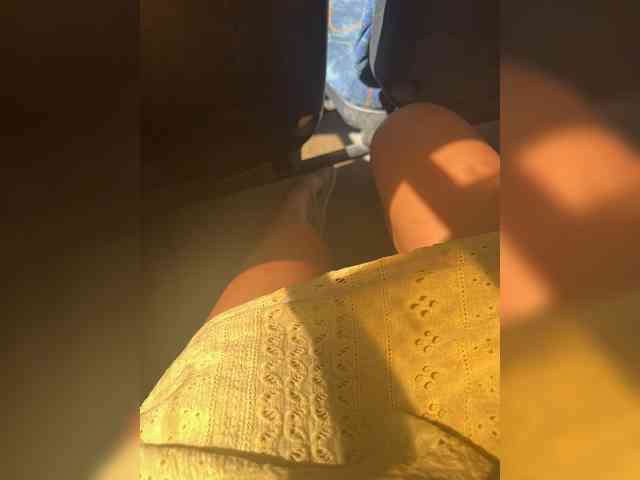 Karolina_Milf webcam