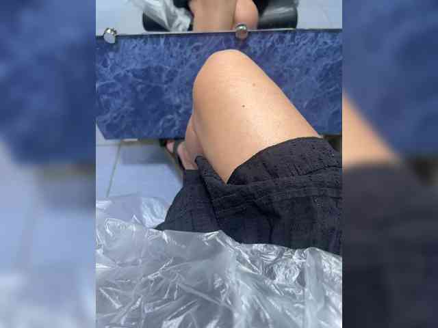 Karolina_Milf webcam