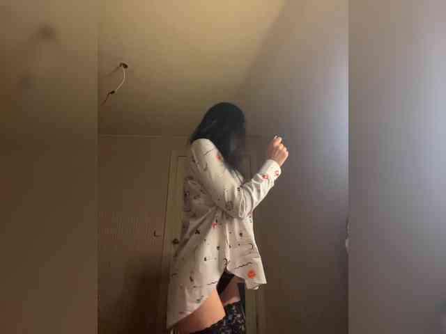 Karolina_Milf webcam