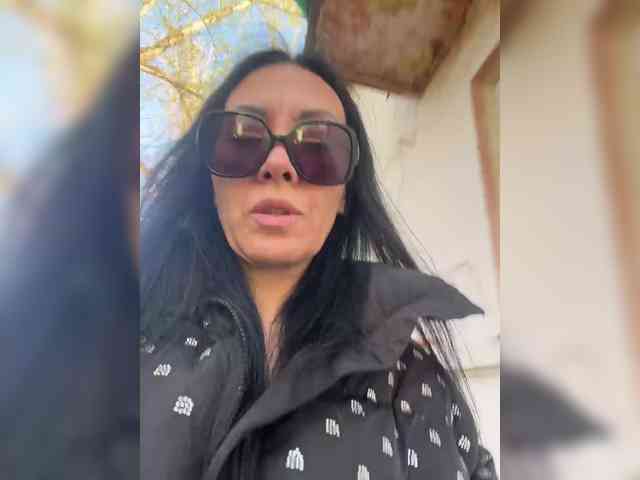 Karolina_Milf webcam