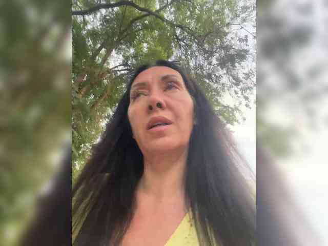 Karolina_Milf webcam