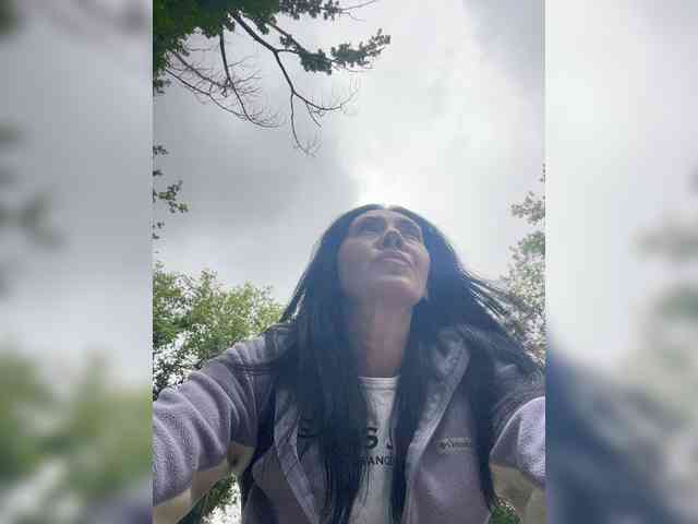 TRULIULIUSHA webcam