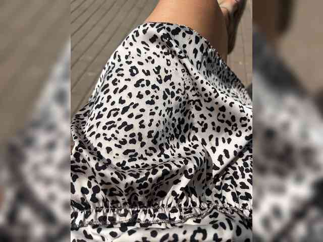 Karolina_Milf webcam