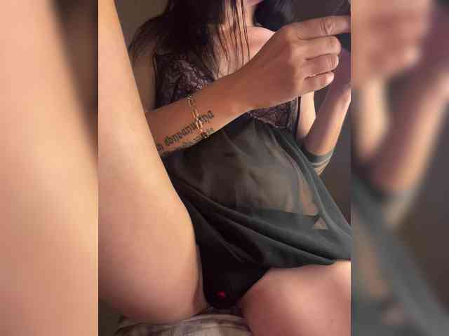 KarolinaMilf Sex Cam Show