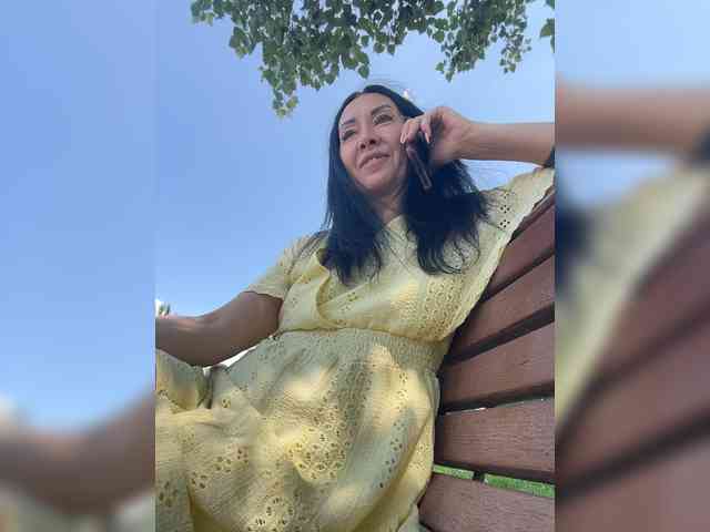 Karolina_Milf webcam