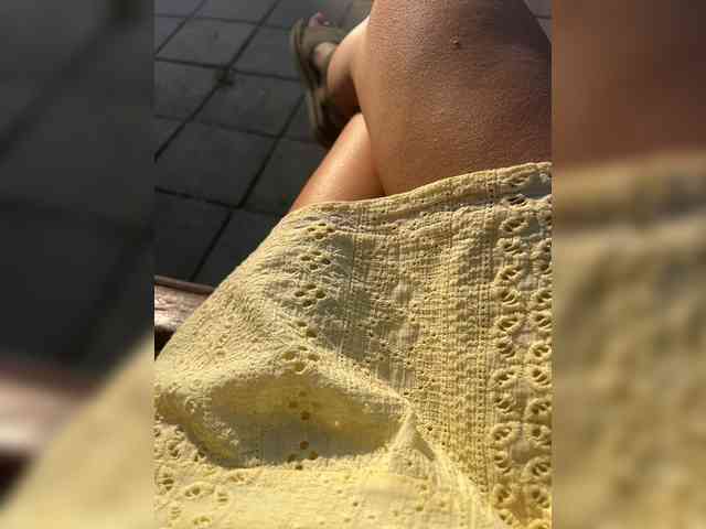 Karolina_Milf webcam