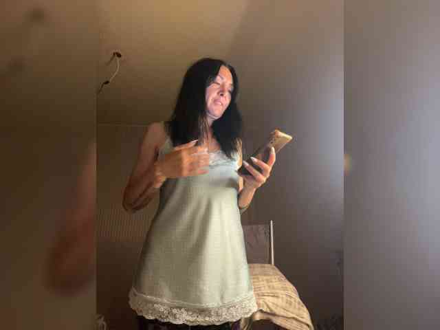 TRULIULIUSHA webcam