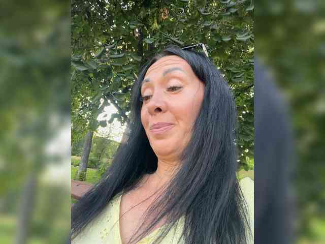 KarolinaMilf Sex Cam Show