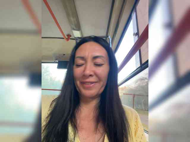 Karolina_Milf webcam