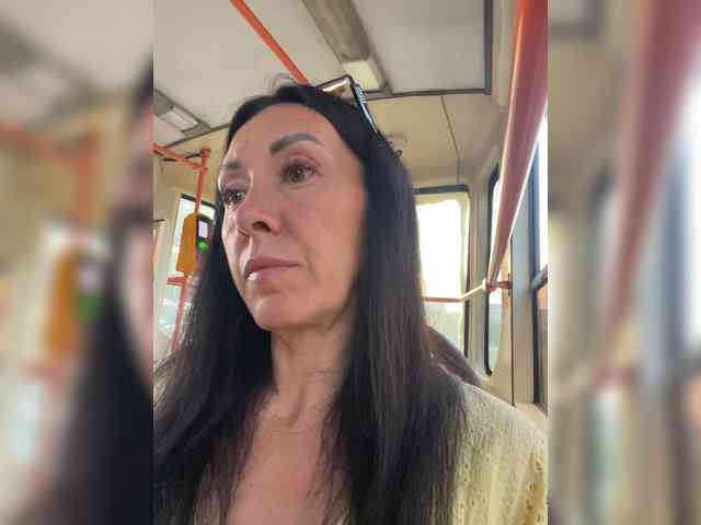 Karolina_Milf webcam