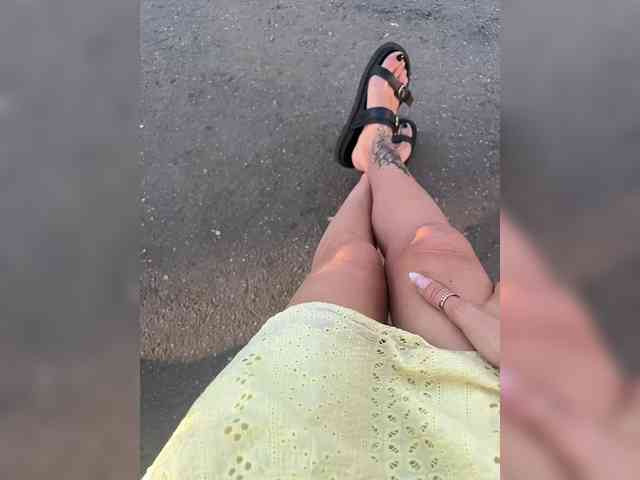 Karolina_Milf webcam