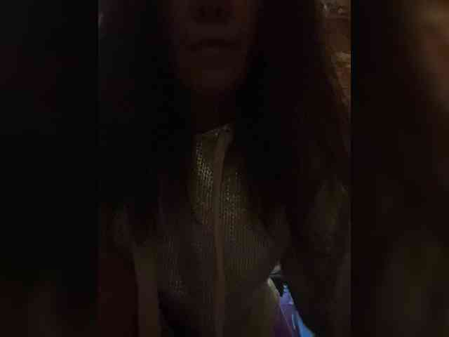 Karolina_Milf webcam
